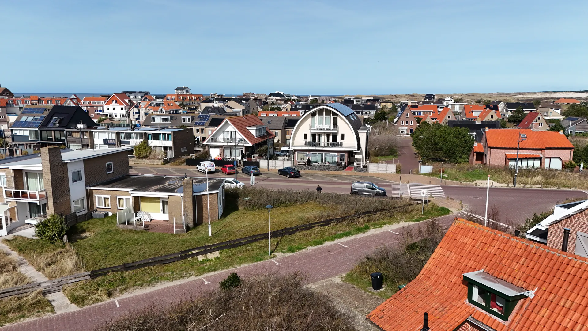 Hotel Rasch, drone photo with surroundings and dunes
